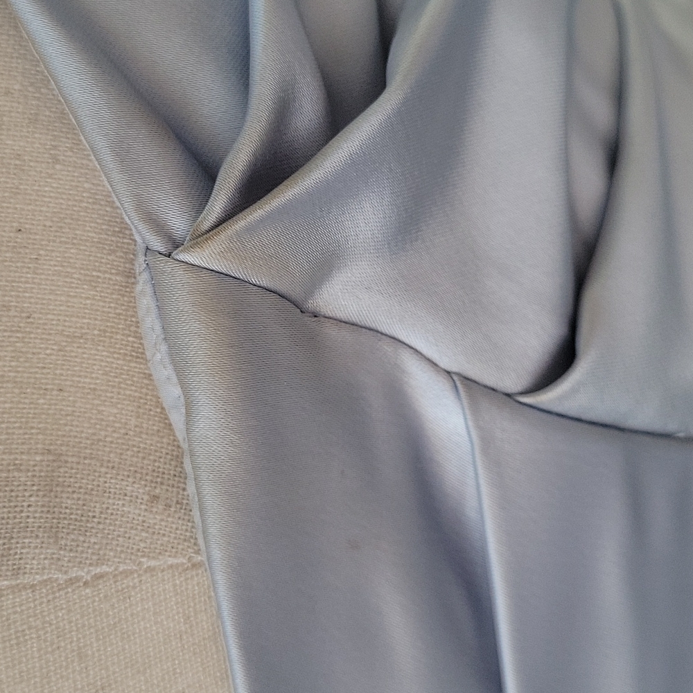 David's Bridal Bridesmaid Charmeuse Draped Strapless Dress - Size 4 Check Photos - Picture 12 of 15